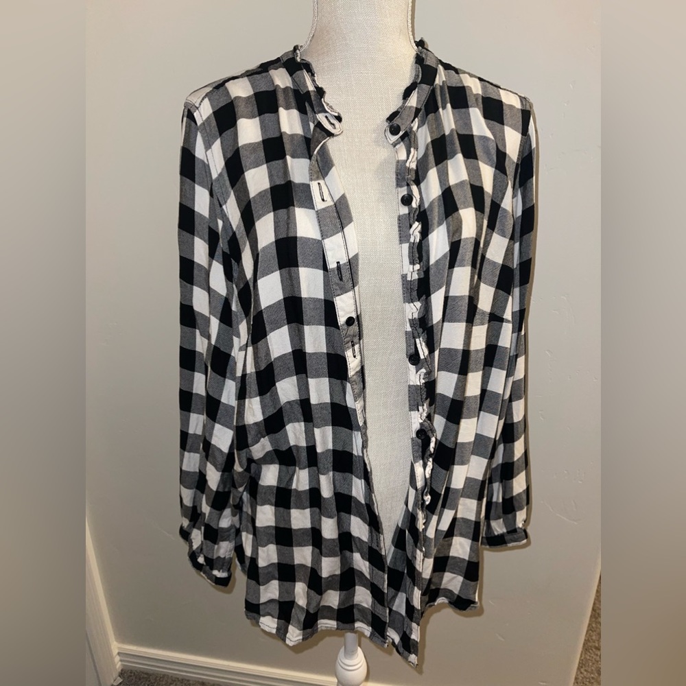 Terra sky black and white plaid button up shirt women 1xl